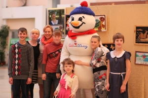 СибХолод организовал выставку работ школы-интерната